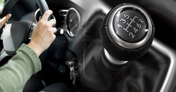 học lái xe hạng b số sàn